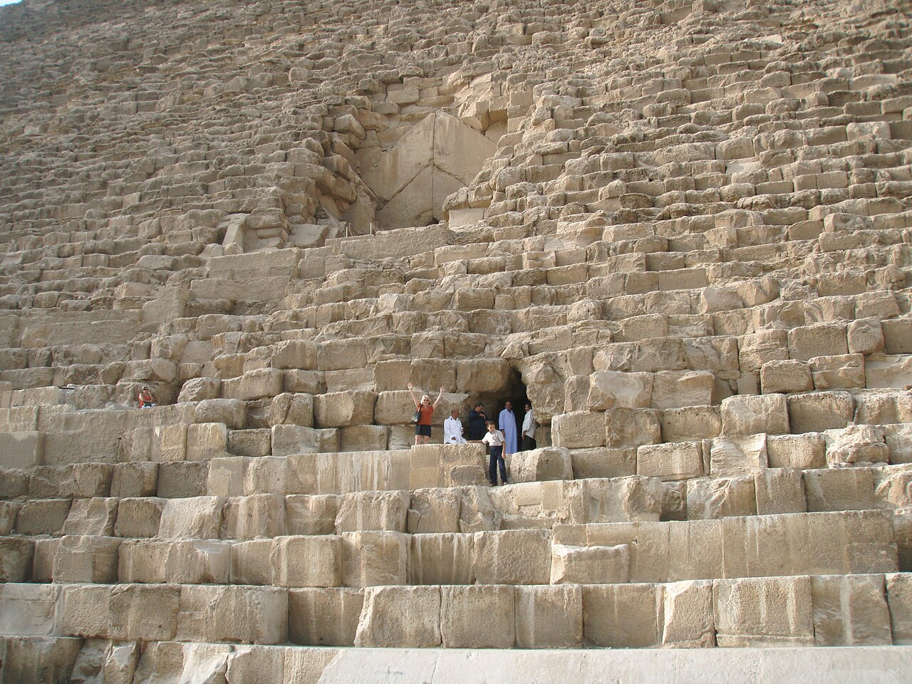 Close photograph of irregular weathered limestone blocks on Khufu's exposed core